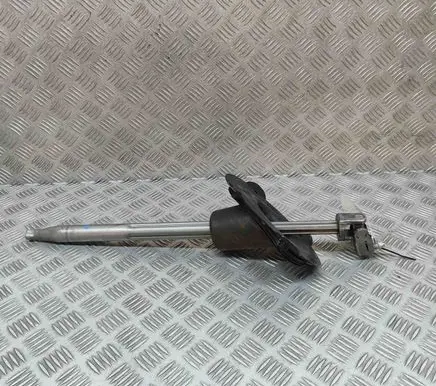 Jaguar I-Pace Steering column universal joint J9D33D677AA