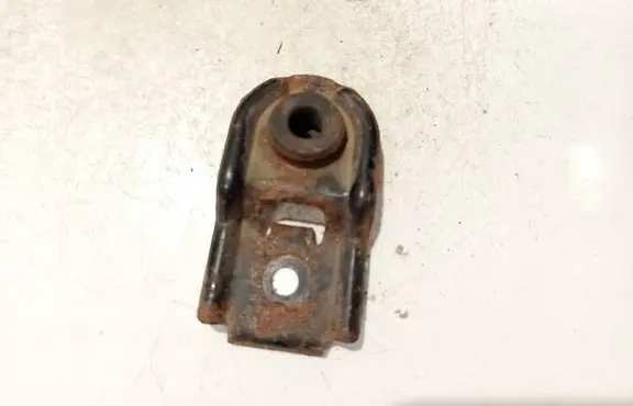 Radiator mount bracket