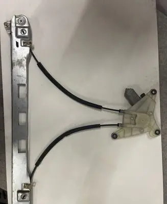 Renault Master III Front door window regulator with motor 807200008R