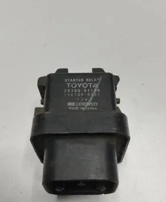 Toyota Land Cruiser (HDJ90) Fuse module 2830054110 1567000301 2831054030