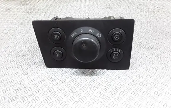 Opel Zafira B Light switch 13205868