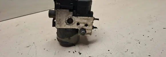 Volkswagen PASSAT B5 ABS Pump 0273004281 865052