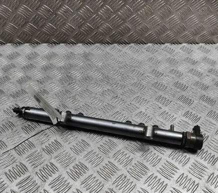 Volvo V60 Fuel main line pipe 0445215025 31216313