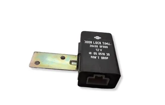 Ford Maverick Door control unit/module 284500F000