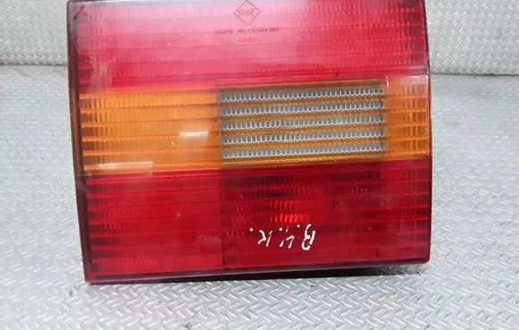 Volkswagen PASSAT B4 Tailgate rear/tail lights 3A9945107