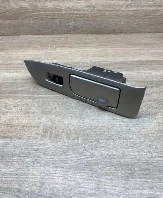 Lexus RX 300 Electric window control switch 8403048070 7427048120