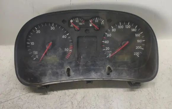 Volkswagen Golf IV Speedometer (instrument cluster) 1J0919861B