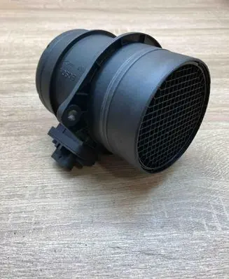 Seat Leon (5F) Mass air flow meter 03L906461A 0281002956