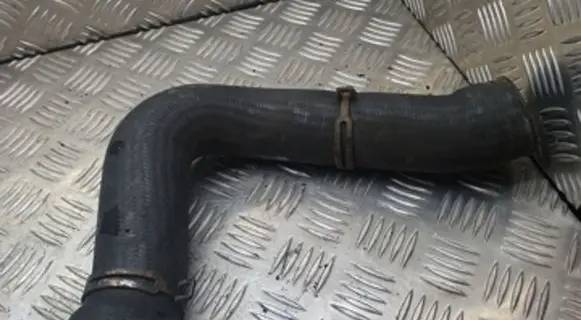 Ford Galaxy Intercooler hose/pipe 7M3145828