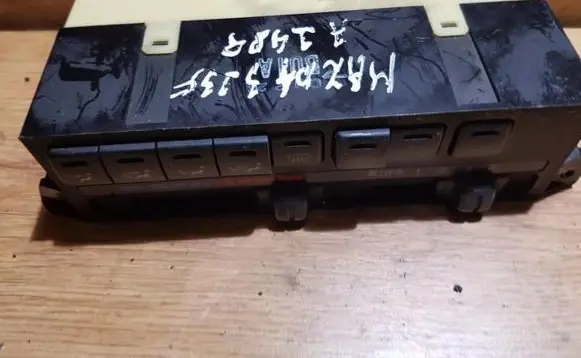 Mazda 323 F Climate control unit