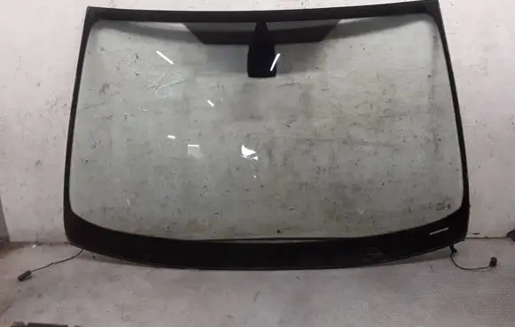 Ford Mondeo MK IV Front windscreen/windshield window