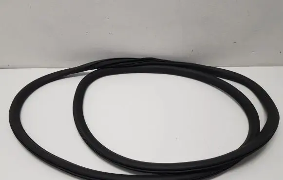 Front door rubber seal
