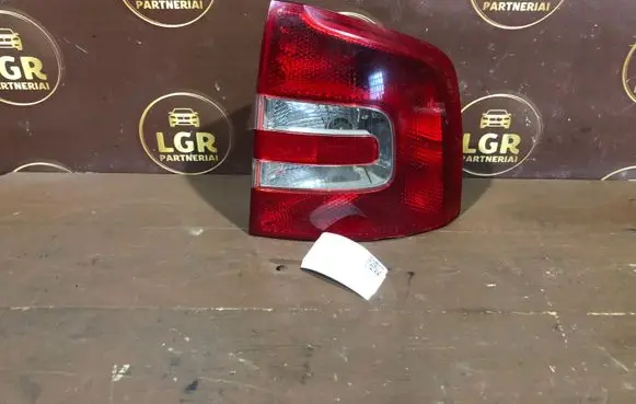 Skoda Octavia Mk2 (1Z) Rear/tail lights 1Z9945096