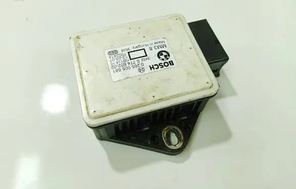 BMW 5 E60 E61 ESP acceleration yaw rate sensor 0265005681 677460202