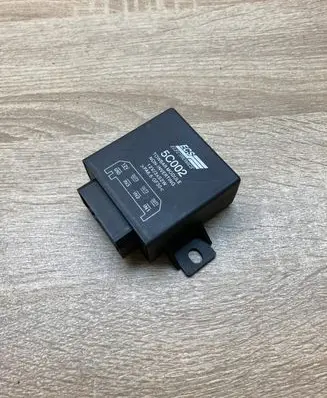 Audi A4 S4 B6 8E 8H Tow bar trailer control unit/module 5C002
