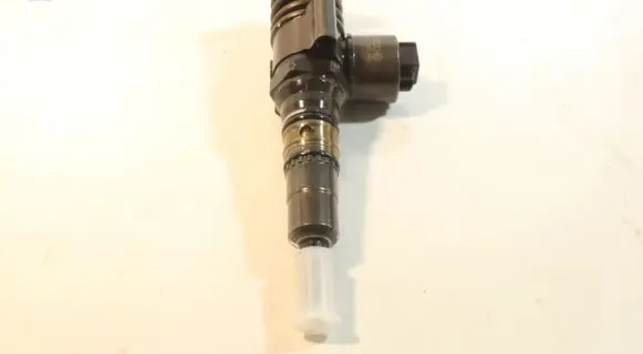 Audi A3 S3 8P Fuel injector 0414720404