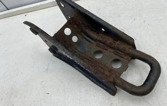 Towing hook eye