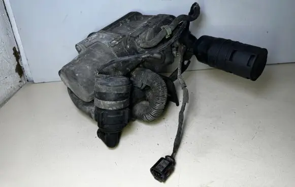 Volkswagen Touran I Auxiliary pre-heater (Webasto) 1K0815065AG 9013016C 9013858E