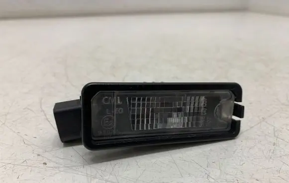Volkswagen Beetle A5 Number plate light 1K8943021 5097