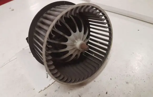 Volvo V60 Heater fan/blower K6879