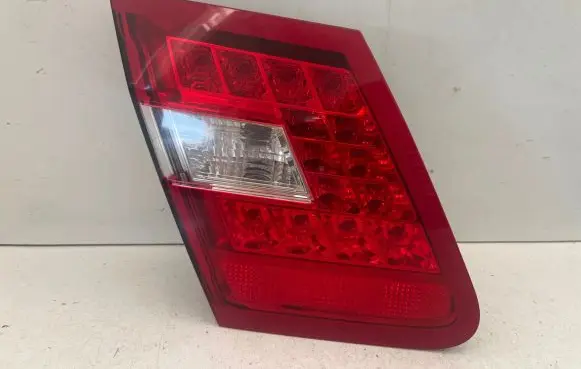 Mercedes-Benz E W212 Tailgate rear/tail lights A2129060358 778003 483523