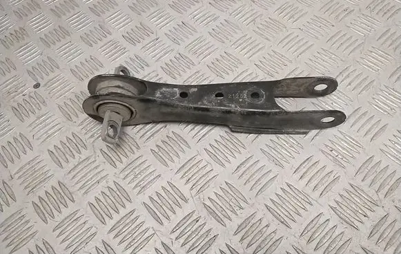 Rear upper control arm/wishbone