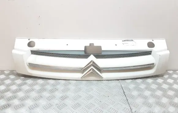 Citroen Berlingo Front bumper upper radiator grill 9644758177