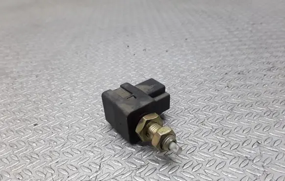 Hyundai Getz Brake pedal sensor switch