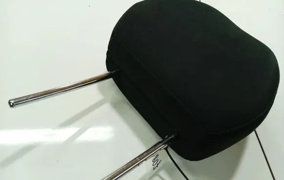 Subaru Legacy Front seat headrest 