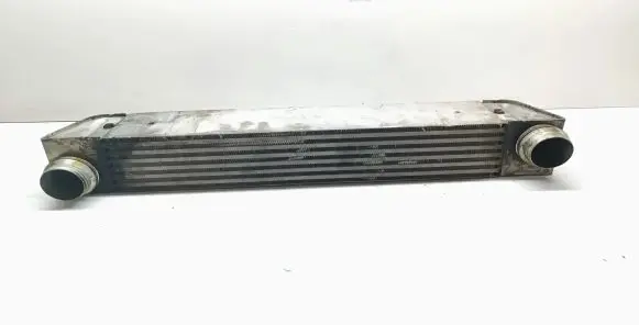 BMW 5 E60 E61 Intercooler radiator 7795823 17517795823