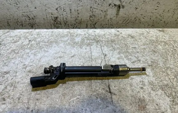 Volkswagen Atlas Fuel injector 03H906036F 036F
