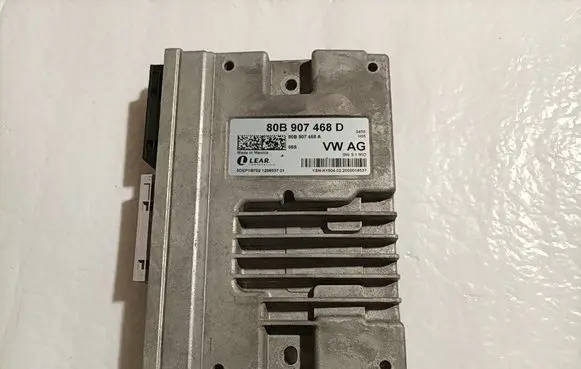 Audi A4 S4 B9 8W Gateway control module 80B907468D