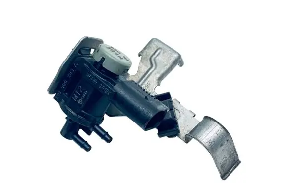 Volkswagen Jetta VI Turbo solenoid valve 1K0906283A 03L131529F