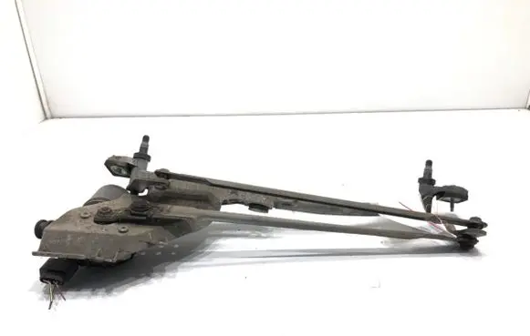 Front wiper linkage and motor