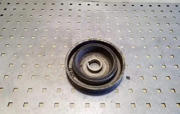 Citroen C4 I Picasso Crankshaft pulley