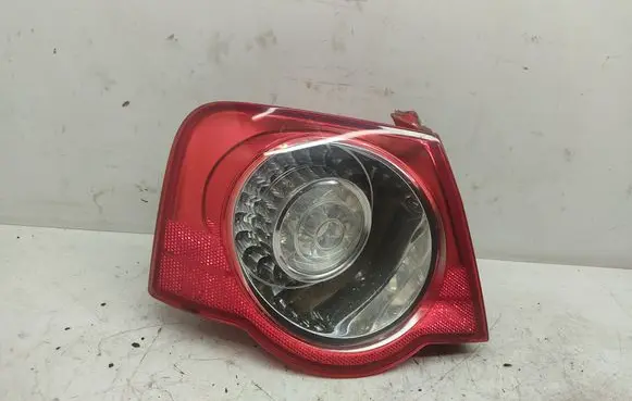 Volkswagen PASSAT B6 Rear/tail lights 3C5945095C