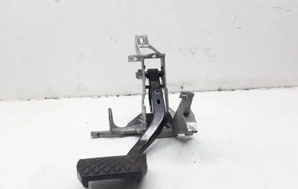 Audi A6 S6 C5 4B Brake pedal 8D1721117P