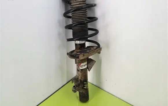Mazda 3 I Front shock absorber with coil spring 