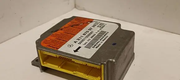 Mercedes-Benz CLS C219 Airbag control unit/module A2118705726