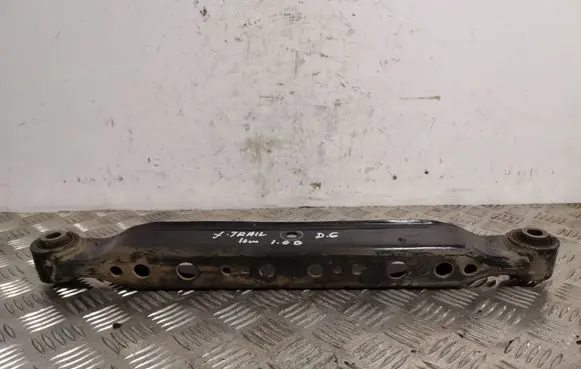 Nissan X-Trail T32 Other rear suspension part 