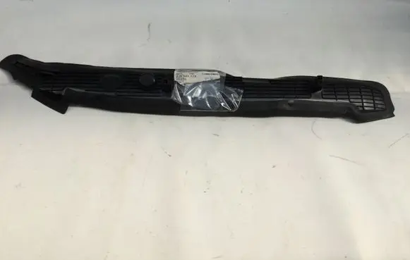 Volkswagen PASSAT B9 Fender end trim 3J0821112