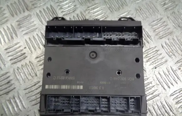 Skoda Fabia Mk1 (6Y) Voice control module 6Q1937049C