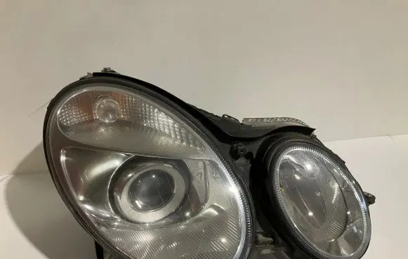 Mercedes-Benz E W211 Headlight/headlamp