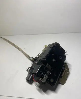 Audi A6 S6 C5 4B Front door lock 4B1837016B PA6630XGF