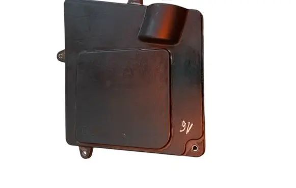 Renault Master III Fuse box cover 243128538R
