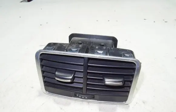 Audi A6 S6 C6 4F Rear air vent grill 4F0819203C