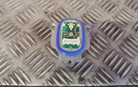 Skoda Octavia Mk4 LED ballast control module 1420000690