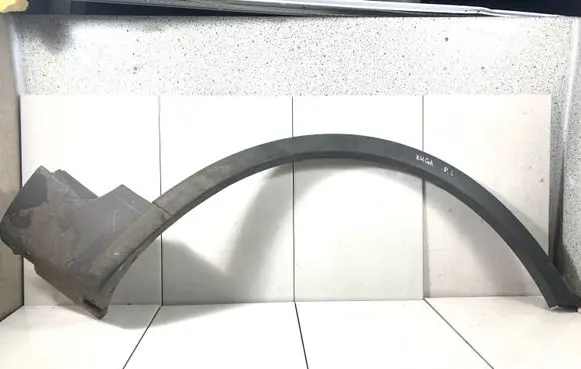 Ford Kuga I Front arch trim 8V41S16D238A