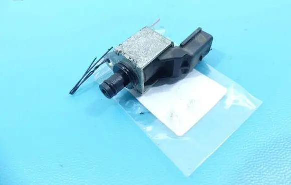 Skoda Fabia Mk3 (NJ) Coolant heater control valve 04L907284A IMPRK1009287
