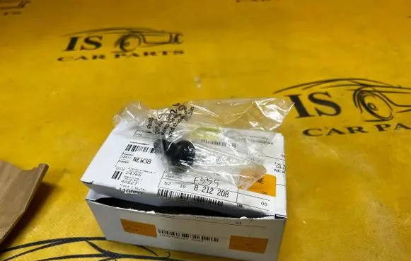 BMW 3 E36 Nuts/bolts 52108212208 8212208